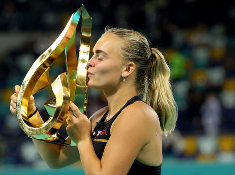 Sara Bejlek, 2026 Abu Dhabi trophy (Getty)