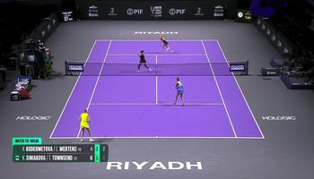 Elise Mertens and Veronika Kudermetova win important point in match tiebreak